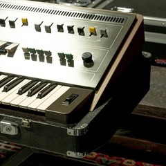 Yamaha CS-60 — 61-Key Polyphonic Synth with Aftertouch & Ribbon Controller