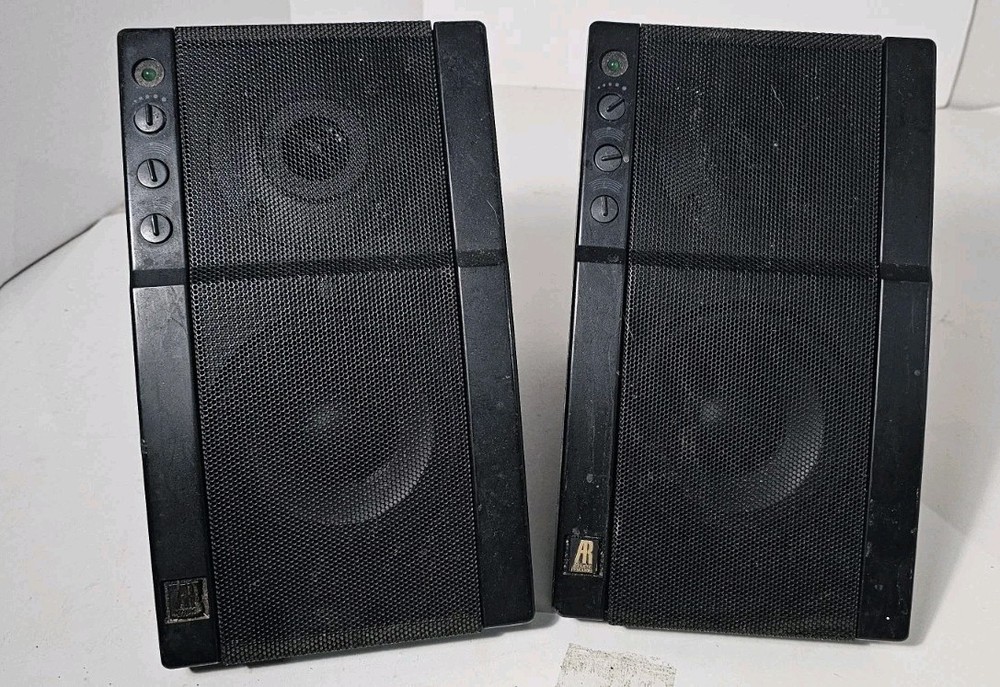 Pair Advent Powered Partners AV57-/570G 2-Way Powered Loudspeaker System