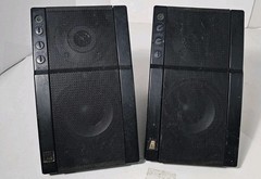 Pair Advent Powered Partners AV57-/570G 2-Way Powered Loudspeaker System