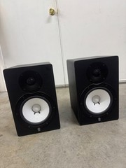 Yamaha HS80m Pair – 8 inch Powered Studio Monitors