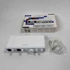 Arturia MiniFuse 2 USB-C Audio MIDI Interface w Box Cable Tested Working White
