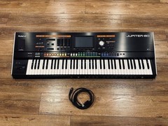 Roland Jupiter-80 Digital Synthesizer 76 Keys…..MINT Condition