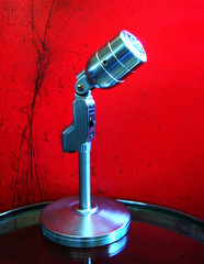 Vintage 1940’s Electro Voice 630 dynamic microphone w 423A stand display 664 636
