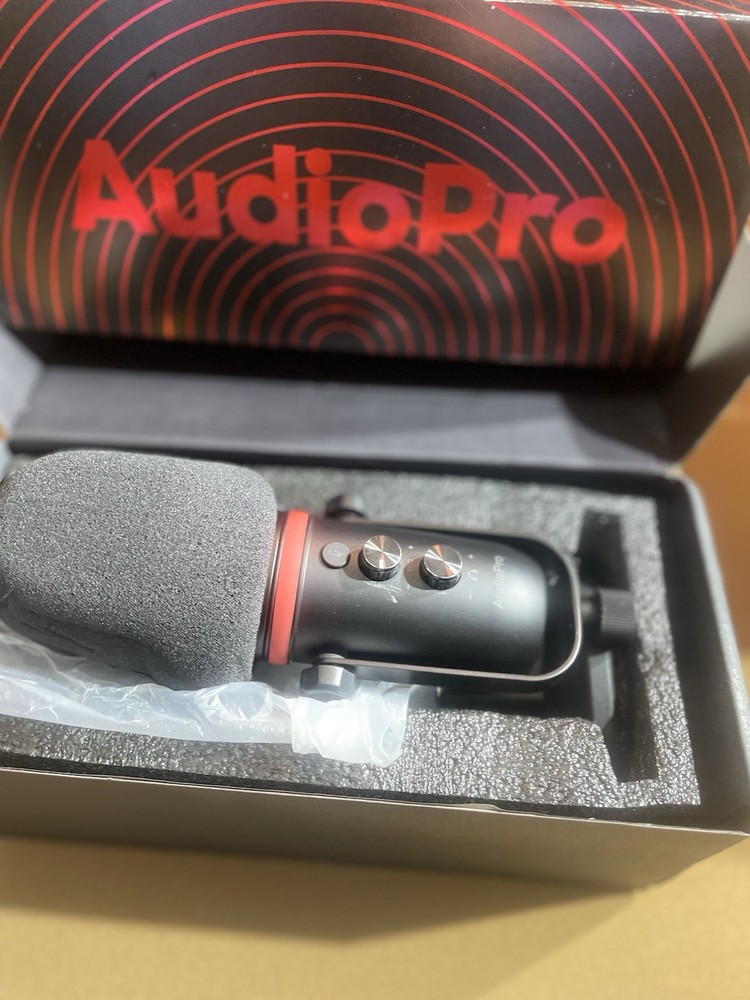 AudioPro Condenser Microphone USB Wired Black Cardioid Mute Switch Volume