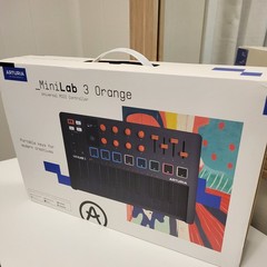 Arturia MiniLab 3 – Black/Orange – MIDI Controller – NEW / UNOPENED