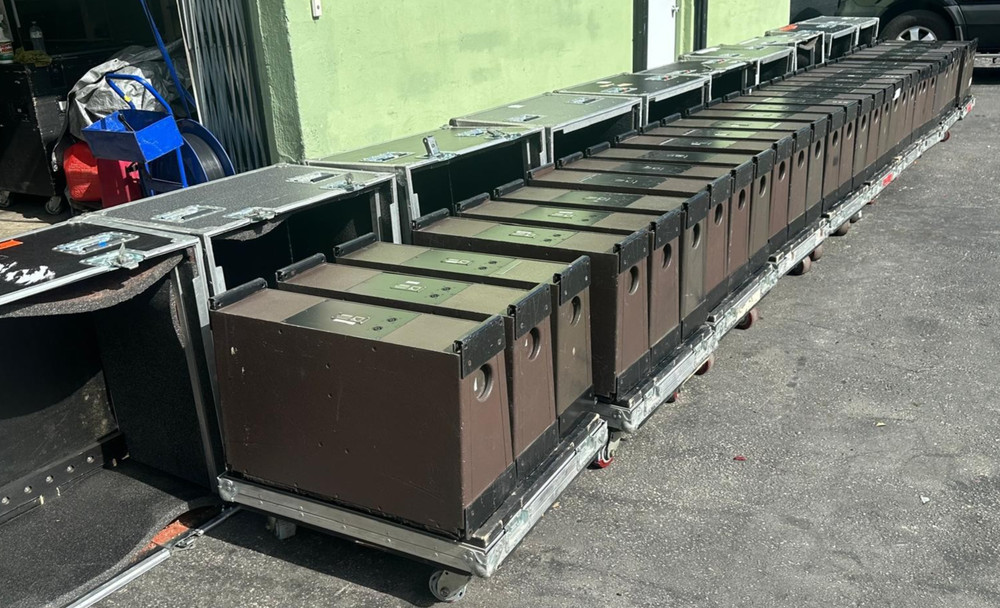 L Acoustics Dv- Dosc Line Array Speaker W/ Case (Lot of 3) TRUEHEARTSOUND