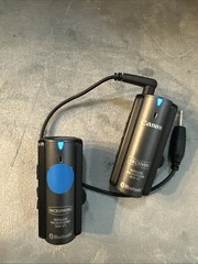 Canon WM-V1 Wireless Bluetooth Microphone System Both Mic + Receiver WMV1 Read!