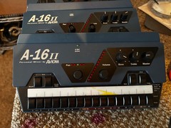Aviom A-16II (A16-II) Personal Monitor Mixer with mount and power supply