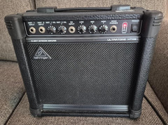 Behringer UltraTone KT108 Ultra-Compact 15-Watt Keyboard Amplifier Ex Condition