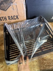 On-Stage SR5 Multipurpose Synth Rack *new with ship wear on case*