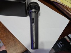 Microphone V-TECH VT-1030 Uni-Directional Dynamic 600 OHM Barely Used W/box Cord