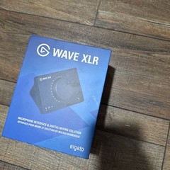 Elgato Wave XLR USB Audio Interface Desktop XLR In Phantom + XLR Mic Cable OPEN