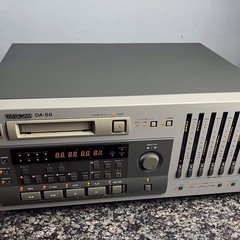 TASCAM DA-88 8CH Digital Multitrack Recorder / Reproducer – For Parts Only