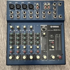 Yamaha MG8/2FX 8-Channel Audio Mixer Mixing Console w/ Original Power Supply