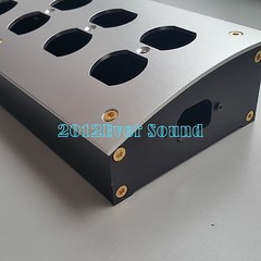 US AC Power Strip Bar Distributor Aluminum alloy 10 Outlet Box HIFI Chassis