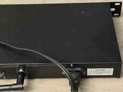 Shure U4D Dual Channel Wireless Receiver UHF 480 -600MHz w 2 Antennas & Manual