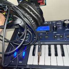 Novation MiniNova 37-Key Synthesizer Vocoder w/accessories (READ DESCRIPTION)