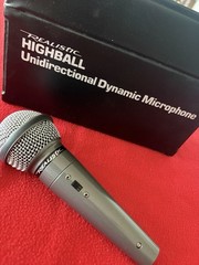 Vintage Realistic Highball Unidirectional Dynamic Microphone with Case 33-984B.