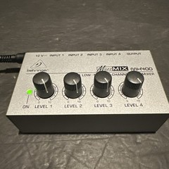 Behringer MX400 MicroMIX 4-Channel Line Mixer Turns On No Power Cable Untested