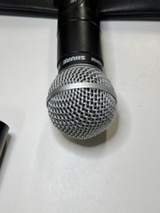 Shure UC2-UA Black Plastic Wireless HandheldDynamic MicrophoneSystem 782-806 MHZ