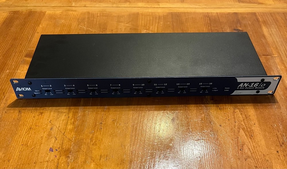 Aviom AN-16/o A-Net Output Module with 2 8-Channel DB25 to XLR Cables & Power