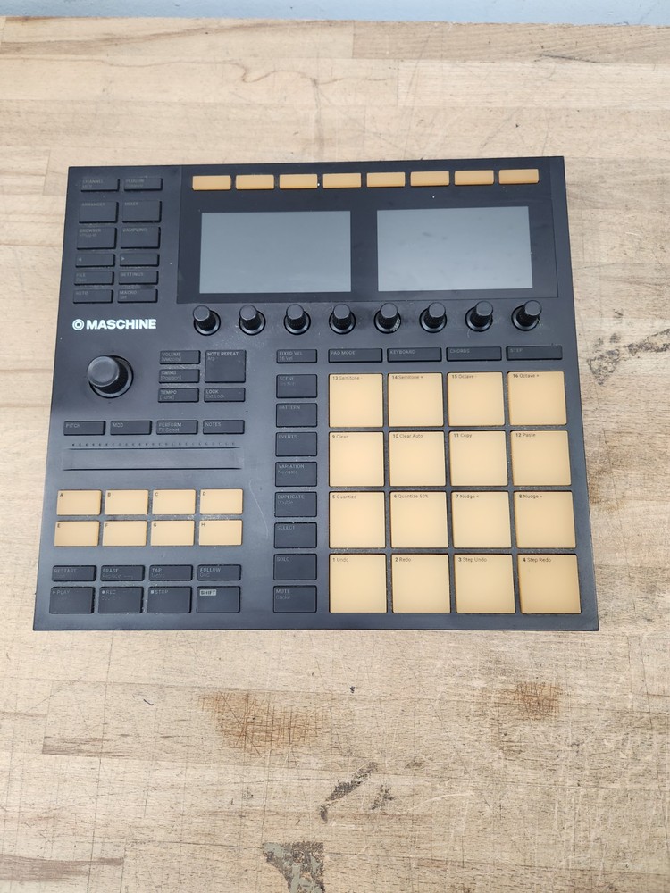 Native Instruments MASCHINE MK3 Standalone Groove Production Studio System