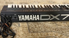 Used Yamaha DX7IID Synthesizer w/Original ROM Cartridge, Manual, Midi Cable, Bag