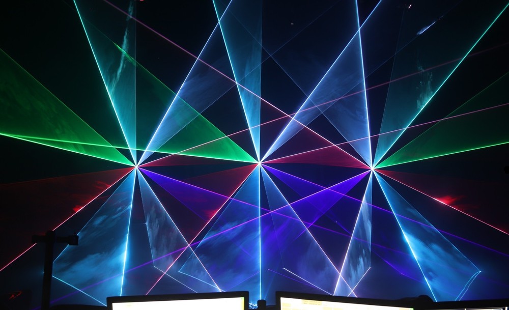 KVANT ClubMAX 2000 True RGB Laser Show Projector 40KPPS & Dimming *RARELY USED*
