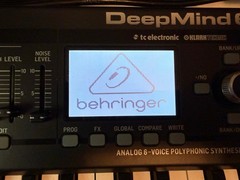 Used Great Condition Behringer DeepMind 6 37-Key 6-Voice Analog Synthesizer