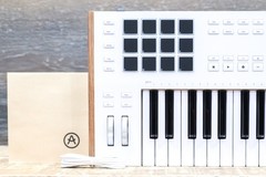 Arturia KeyLab 49 Mk3 Universal MIDI Controller 49-Note Semi-Weighted w/Box