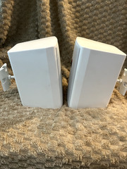 JBL Control 25AV Speaker (Pair) White, Wall Mount Bracket, Lightly Used