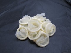 Non-Lubricated Beltpack Sweat Protectors White Condoms (200 pack)