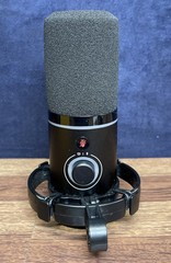 Maono PD200X USB/XLR Podcast Dynamic Microphone Boom Arm Bundle