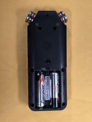 TASCAM DR-05X STEREO HANDHELD DIGITAL-AUDIO RECORDER (QCP005847)