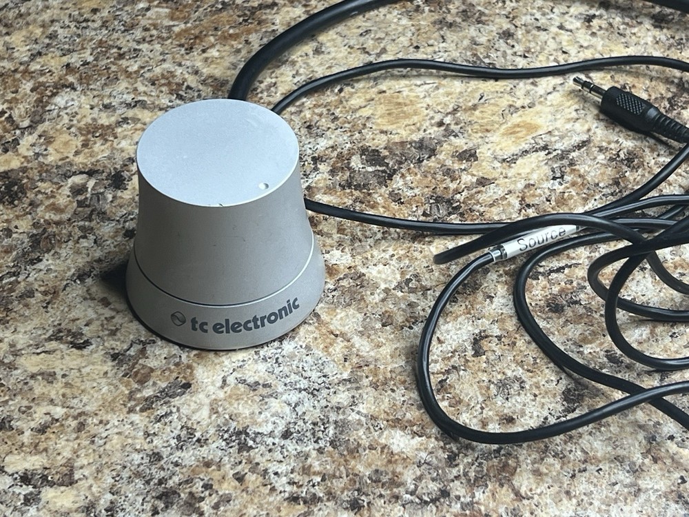 TC Electronic LEVEL PILOT C Desktop Speaker Volume Controller