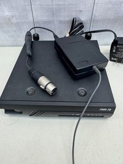Telex FMR-100 Professional Wireless MIc Receiver And belt pack