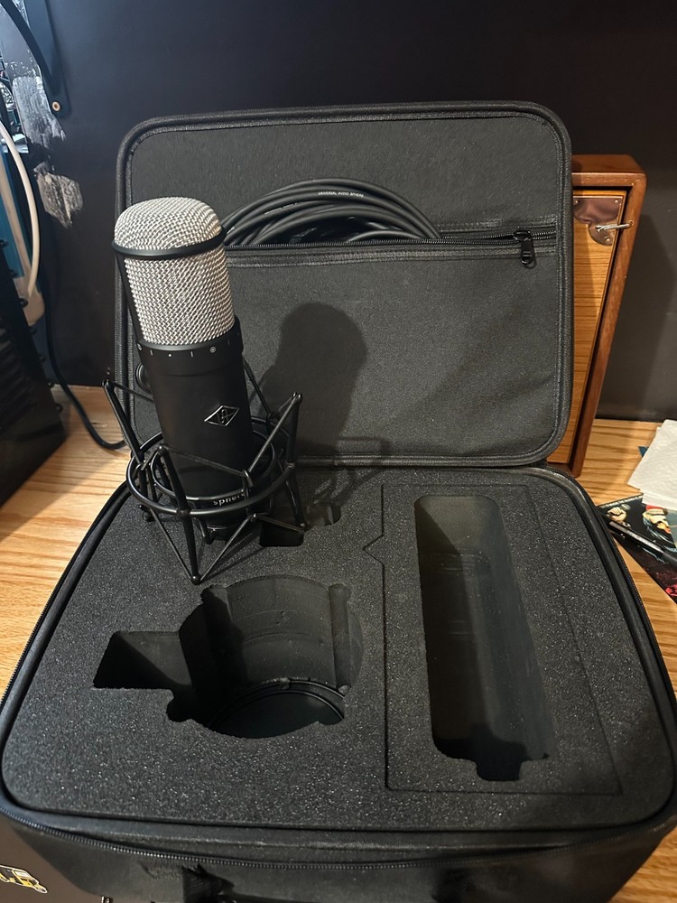 Universal Audio Sphere DLX Modeling Condenser Microphone