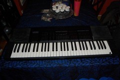 Lowrey Micro Genie V-120/ V120 String Synthesizer Keyboard Analog Drum Machine