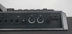 Roland GR-20 Guitar Synthesiser Floor Board / Pedal unit – 100V