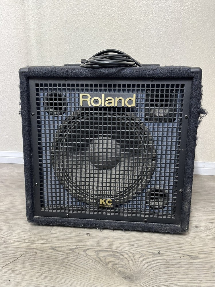 Roland KC-350 4-Channel Mixing Keyboard Amplifier w/ Cables