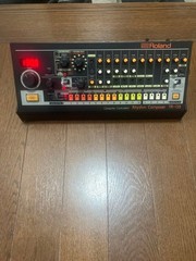 Roland TR-08 Rhythm Composer Drum Machine – Tested and Working