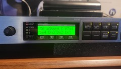 TC Helicon Voiceworks Multi Effects Harmonizer & 3 Button Footswitch