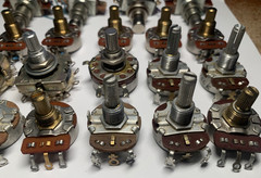 23 Potentiometers & Foot Switches For Vintage Moog Synthesizers