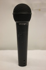 BEHRINGER ULTRAVOICE XM8500 VOCAL CARDIOID DYNAMIC MICROPHONE UNTESTED