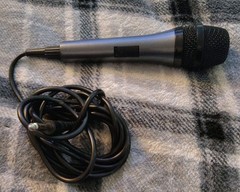 Singing Machine SMM205 Unidirectional Dynamic Wired Microphone Black