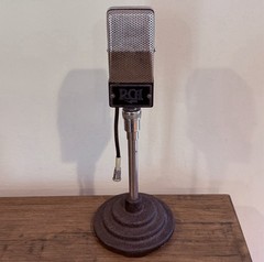 Vintage RCA 74-B MI-4036-D Ribbon Microphone Tested Working w/ Desk Stand