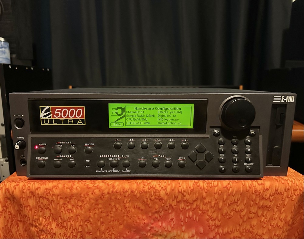 E-MU E5000 Ultra Emulator Sampler w/ EIII, Proteus sounds and more
