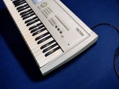 Korg Triton 61-Key Synthesizer Workstation Sampler Keyboard Tested
