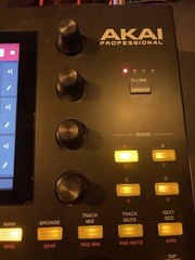 AKAI MPC One Black Standalone Sampler with Power Cable Open Box Beatbox Beats