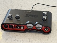Line 6 TonePort UX2 Digital Recording Audio Interface USB – Used good condition